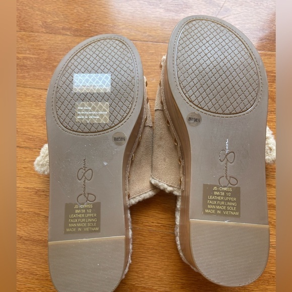 🆕 Jessica Simpson Cyriss Faux Shearling Upper Platform Sandals Size 8 - Picture 4 of 4